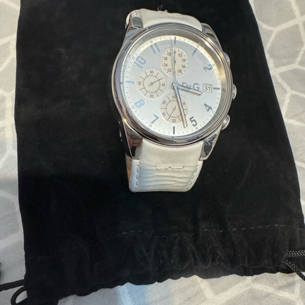 D&G Sandpiper Chronograph Watch.. working condition